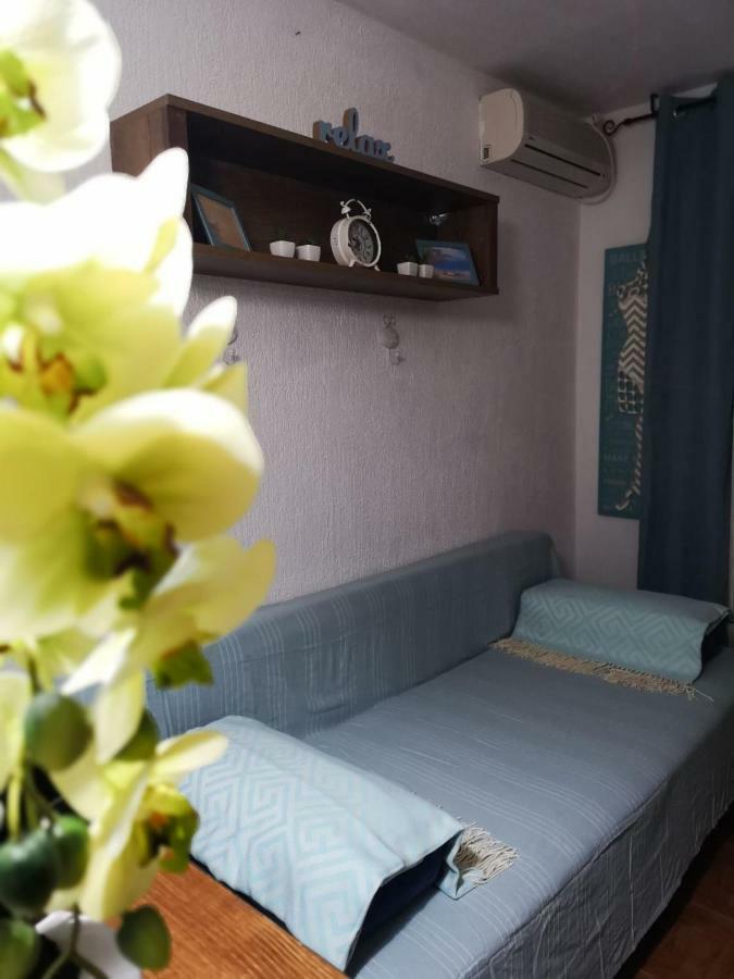 Apartmani Sarm Vir Eksteriør bilde